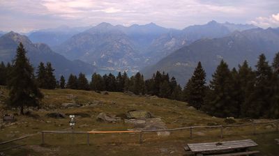immagine della webcam nei dintorni di Sant'Abbondio: webcam Monte Legnone