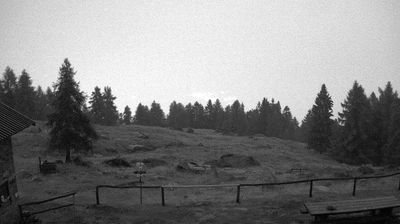 immagine della webcam nei dintorni di Dosso del Liro: webcam Monte Legnone