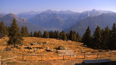 immagine della webcam nei dintorni di Montemezzo: webcam Monte Legnone