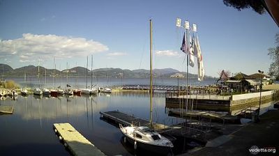 immagine della webcam nei dintorni di Stagno: webcam Torre Del Lago Puccini