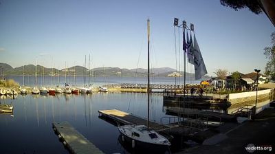 immagine della webcam nei dintorni di Marina Di Pietrasanta: webcam Torre Del Lago Puccini