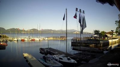 immagine della webcam nei dintorni di Calambrone: webcam Torre Del Lago Puccini
