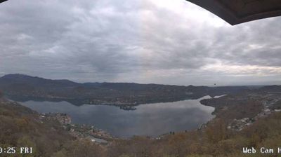 immagine della webcam nei dintorni di Casale Corte Cerro: webcam Madonna del Sasso