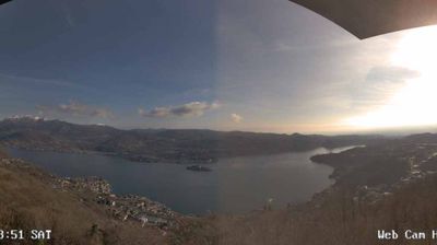 immagine della webcam nei dintorni di Mottarone: webcam Madonna del Sasso