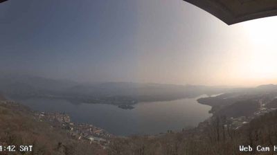 immagine della webcam nei dintorni di Vaprio d'Agogna: webcam Madonna del Sasso