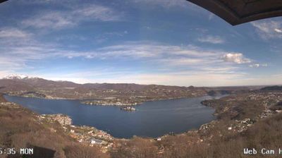 immagine della webcam nei dintorni di Gattinara: webcam Madonna del Sasso