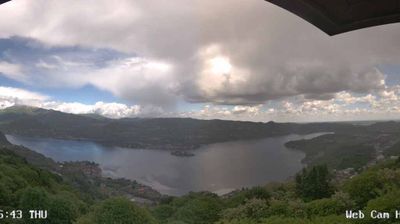 immagine della webcam nei dintorni di Pella: webcam Madonna del Sasso