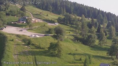 immagine della webcam nei dintorni di Pian del Cansiglio: webcam Nevegal