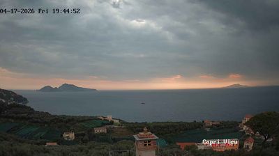immagine della webcam nei dintorni di Vettica: webcam Sant'Agata sui Due Golfi