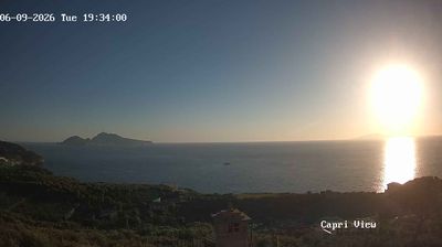 immagine della webcam nei dintorni di Sorrento: webcam Sant'Agata sui Due Golfi