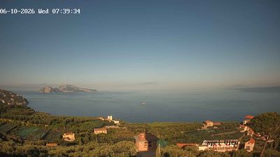 immagine della webcam nei dintorni di Atrani: webcam Sant'Agata sui Due Golfi