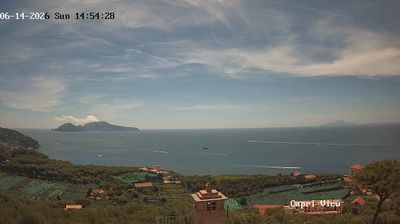 immagine della webcam nei dintorni di Praiano: webcam Sant'Agata sui Due Golfi
