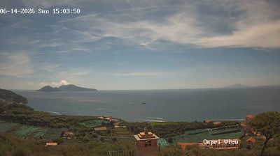 immagine della webcam nei dintorni di Furore: webcam Sant'Agata sui Due Golfi