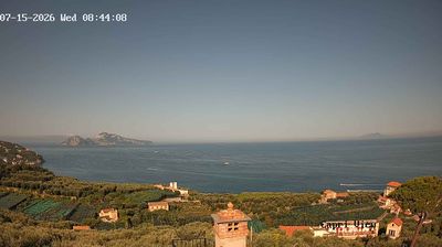 immagine della webcam nei dintorni di Sorrento: webcam Sant'Agata sui Due Golfi