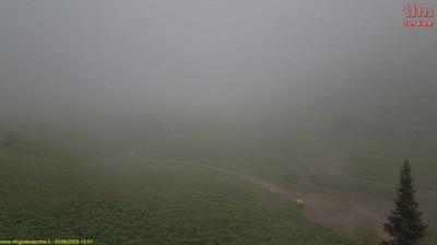 immagine della webcam nei dintorni di Piani di Artavaggio: webcam Introbio