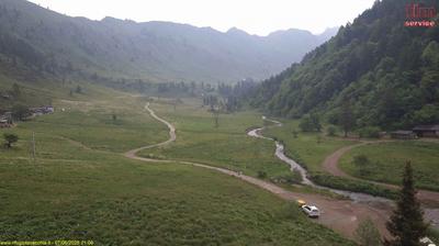 immagine della webcam nei dintorni di Foppolo IV Baita: webcam Rifugio Falc