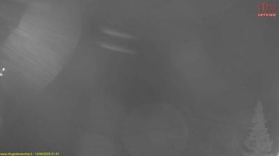 immagine della webcam nei dintorni di Piani d'Erna: webcam Introbio