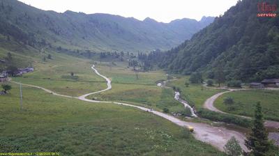 immagine della webcam nei dintorni di Introbio: webcam Rifugio Falc