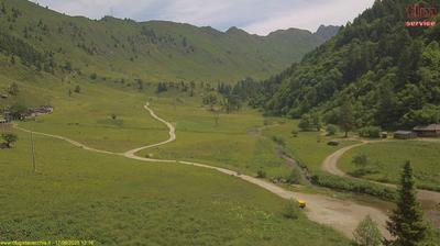 immagine della webcam nei dintorni di Monte Legnone: webcam Rifugio Falc