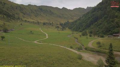 immagine della webcam nei dintorni di Piani d'Erna: webcam Introbio