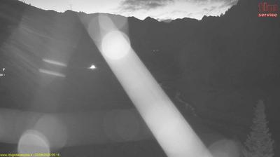 immagine della webcam nei dintorni di Valleve: webcam Rifugio Falc