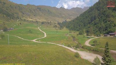 immagine della webcam nei dintorni di Piazzatorre: webcam Rifugio Falc