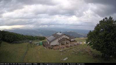 immagine della webcam nei dintorni di Cantiano: webcam Monte Nerone