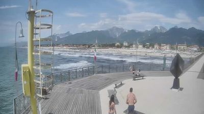 immagine della webcam nei dintorni di Valdicastello: webcam Tonfano