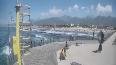 immagine della webcam nei dintorni di Lido Di Camaiore: webcam Tonfano