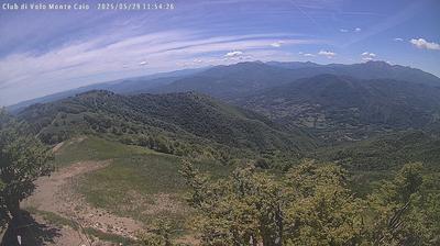 immagine della webcam nei dintorni di Varano de' Melegari: webcam Schia Monte Caio