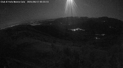 immagine della webcam nei dintorni di Tizzano Val Parma: webcam Schia Monte Caio