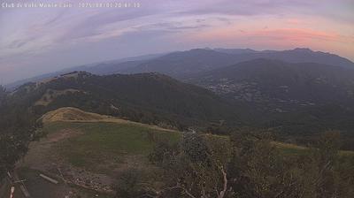 immagine della webcam nei dintorni di Tizzano Val Parma: webcam Schia Monte Caio