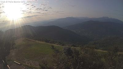immagine della webcam nei dintorni di Comano: webcam Schia Monte Caio