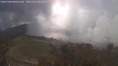 immagine della webcam nei dintorni di Monte Giogo: webcam Schia Monte Caio