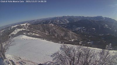 immagine della webcam nei dintorni di Varano de' Melegari: webcam Schia Monte Caio