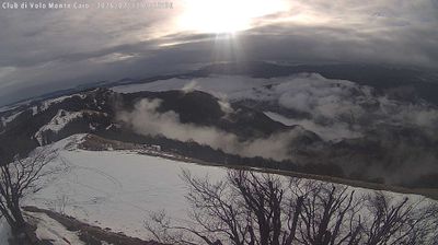 immagine della webcam nei dintorni di Varano de' Melegari: webcam Schia Monte Caio