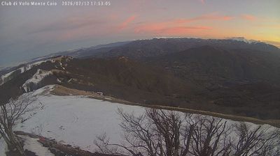 immagine della webcam nei dintorni di Cerreto Laghi: webcam Schia Monte Caio