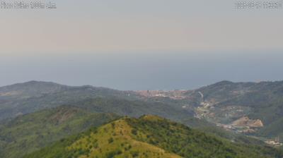 immagine della webcam nei dintorni di Aquila di Arroscia: webcam Chiusanico