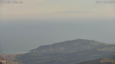 immagine della webcam nei dintorni di Vallecrosia: webcam Chiusanico