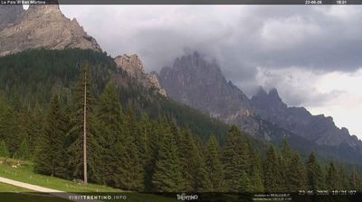 immagine della webcam nei dintorni di Bellamonte: webcam Pale di San Martino