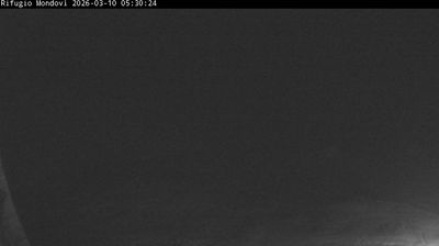 immagine della webcam nei dintorni di Monesi: webcam Cima Durand