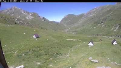 immagine della webcam nei dintorni di Roburent: webcam Cima Durand