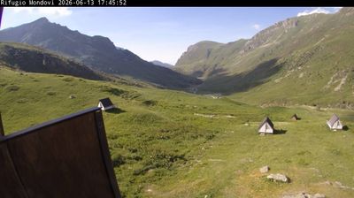 immagine della webcam nei dintorni di Mendatica: webcam Cima Durand