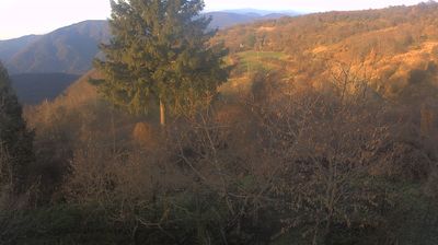 immagine della webcam nei dintorni di Brallo di Pregola: webcam Cabella Ligure