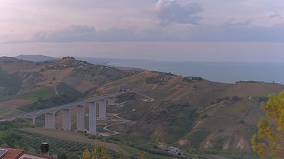 immagine della webcam nei dintorni di Canzano: webcam Foggetta