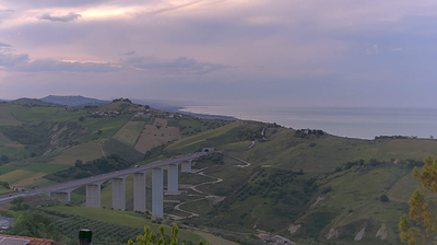 immagine della webcam nei dintorni di Villa Celiera: webcam Foggetta