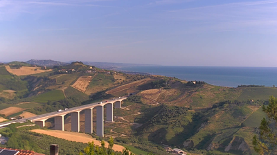 immagine della webcam nei dintorni di Morro d'Oro: webcam Foggetta
