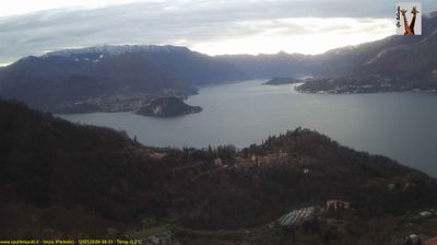 immagine della webcam nei dintorni di Monte Legnone: webcam Perledo