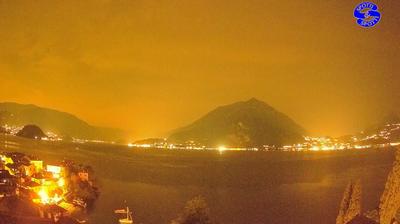 immagine della webcam nei dintorni di Mandello del Lario: webcam Varenna