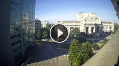 immagine della webcam nei dintorni di Milano Archimede: webcam Milano Stazione Centrale